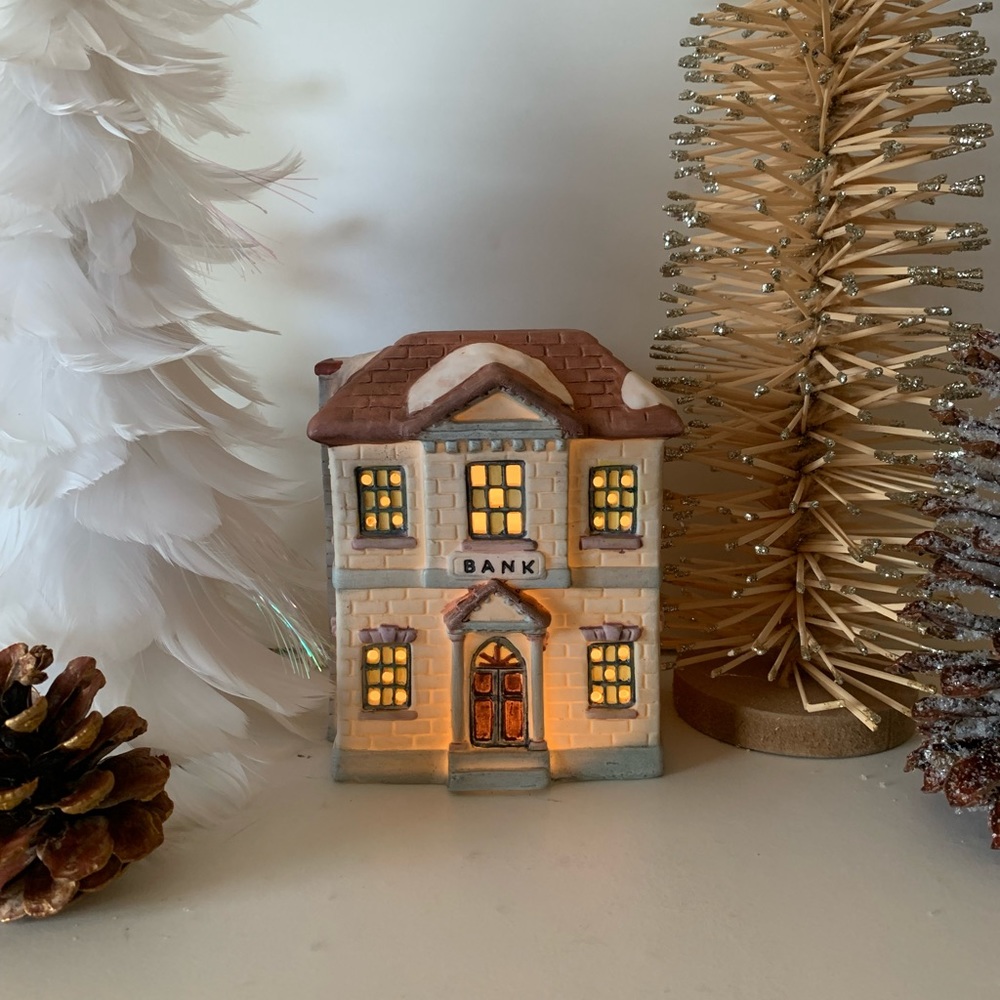 Vintage National Decorations Christmas Collectible Bank Lighted 1991